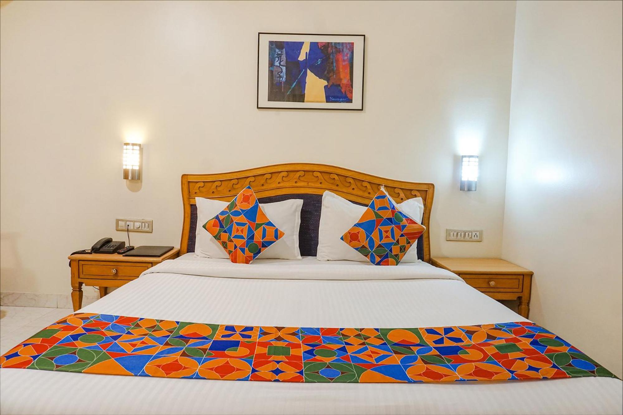 The Ambassador Hotel Pune Eksteriør billede