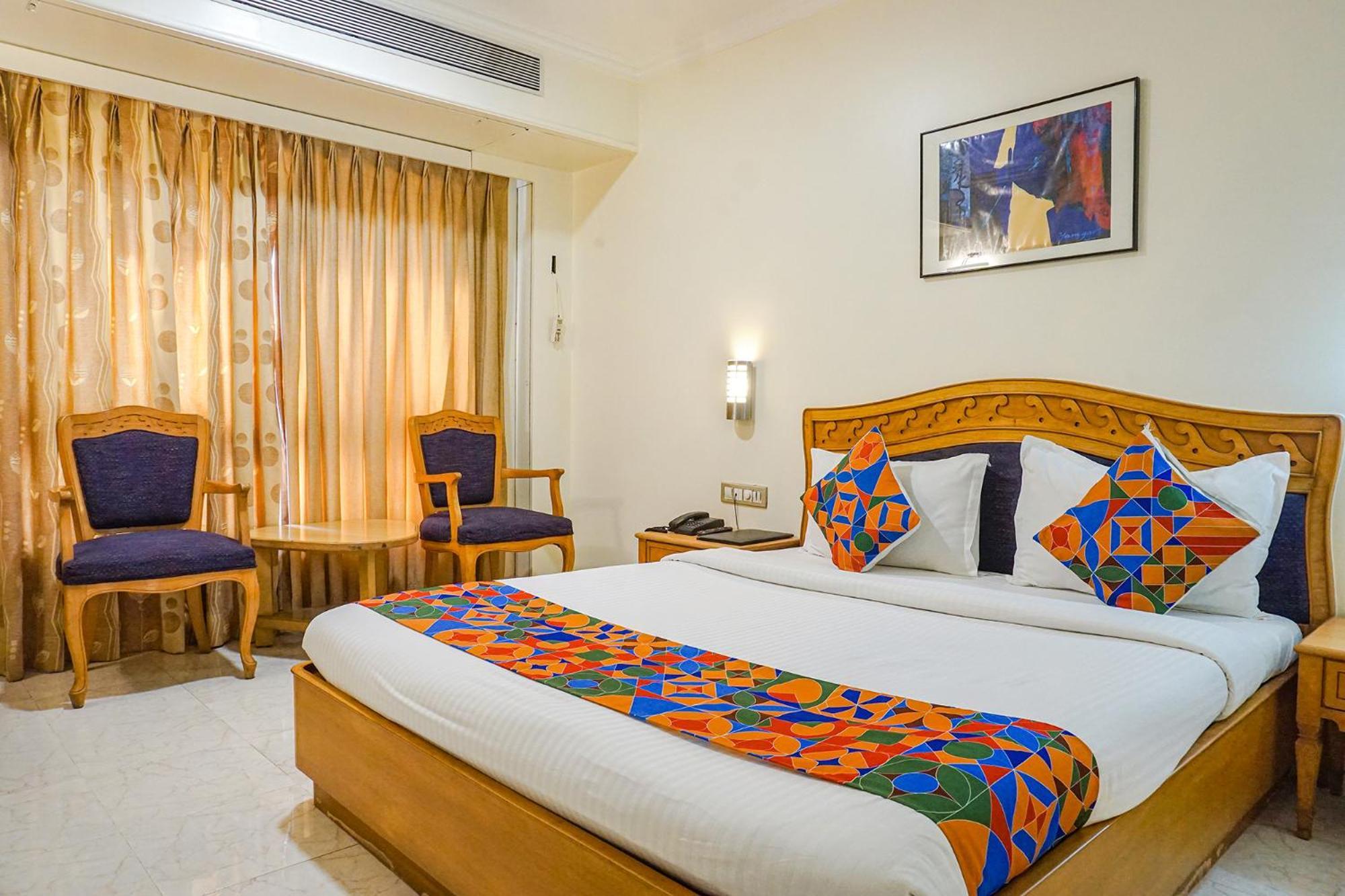 The Ambassador Hotel Pune Eksteriør billede