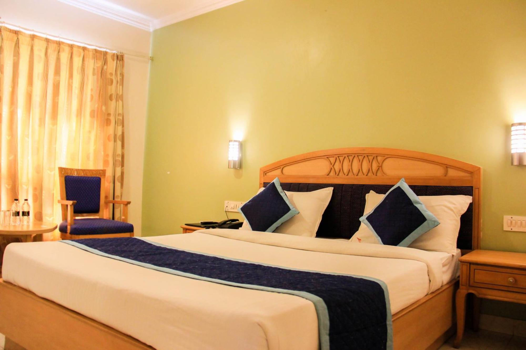 The Ambassador Hotel Pune Eksteriør billede
