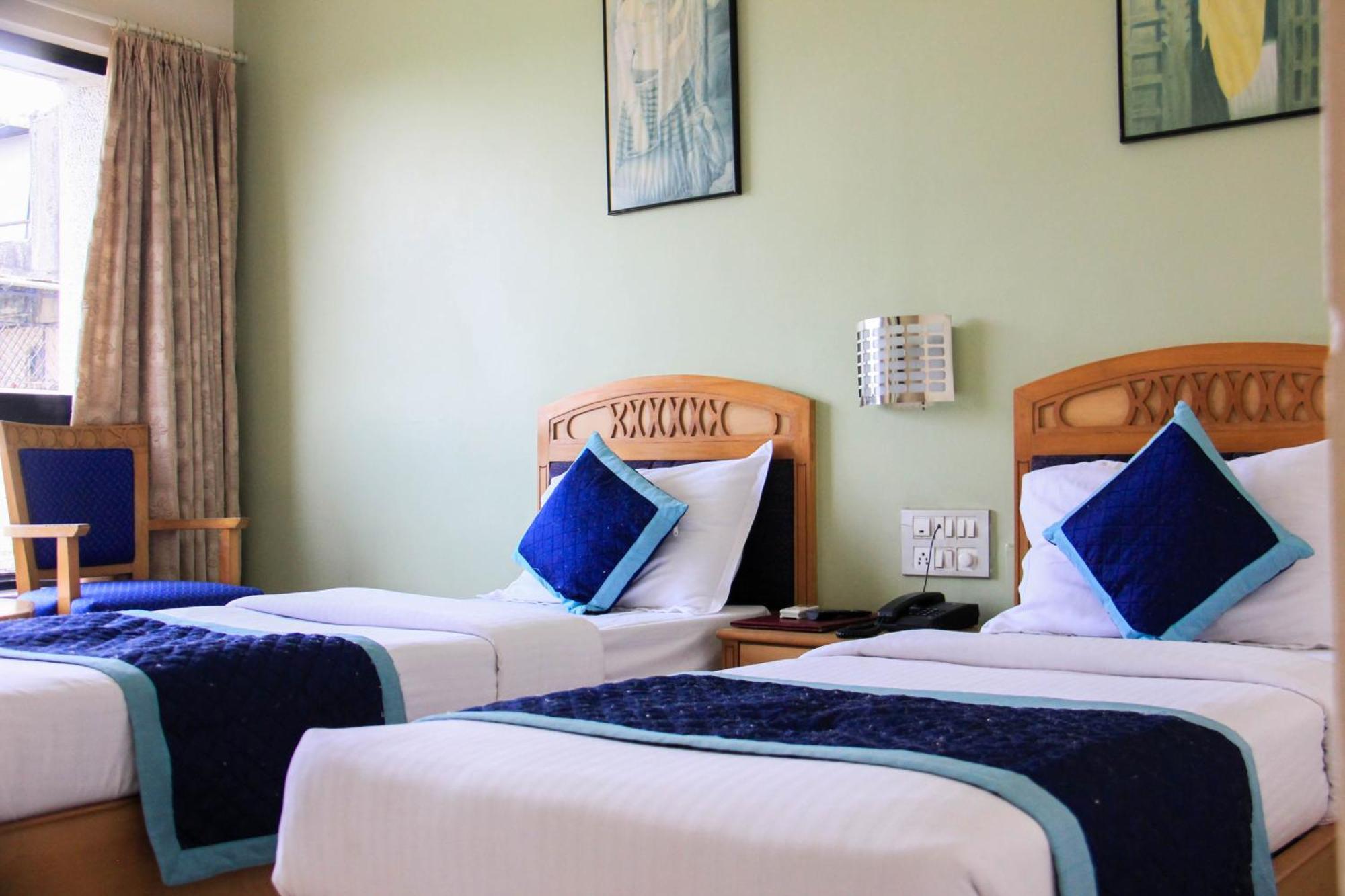 The Ambassador Hotel Pune Eksteriør billede